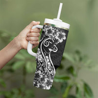 Polynesian Women's Day Tumbler With Handle Black Hibiscus Flowers With Polynesian Pattern LT05 - Polynesian Pride