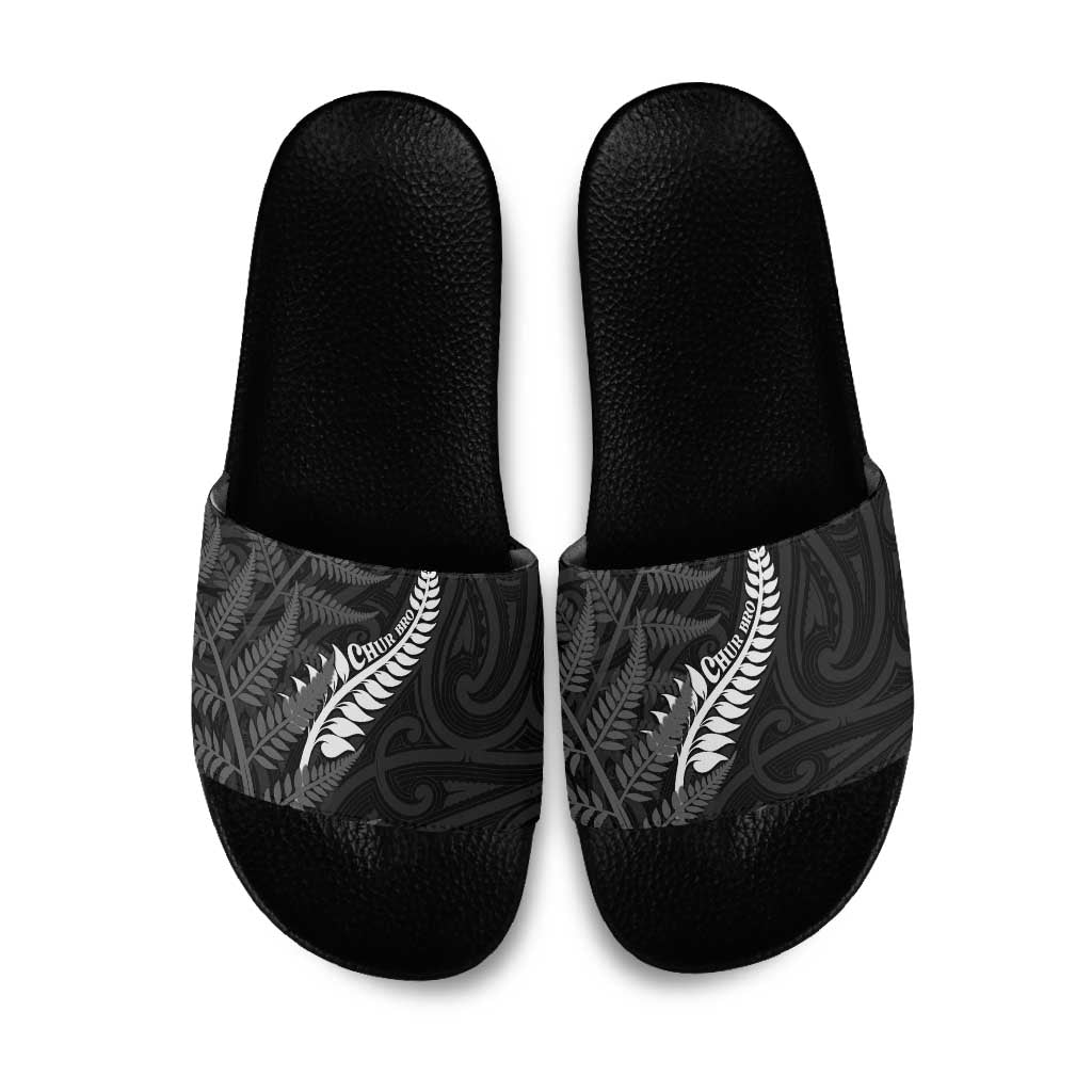 New Zealand Chur Bro Slide Sandals Maori Koru With Silver Fern LT05 Black - Polynesian Pride