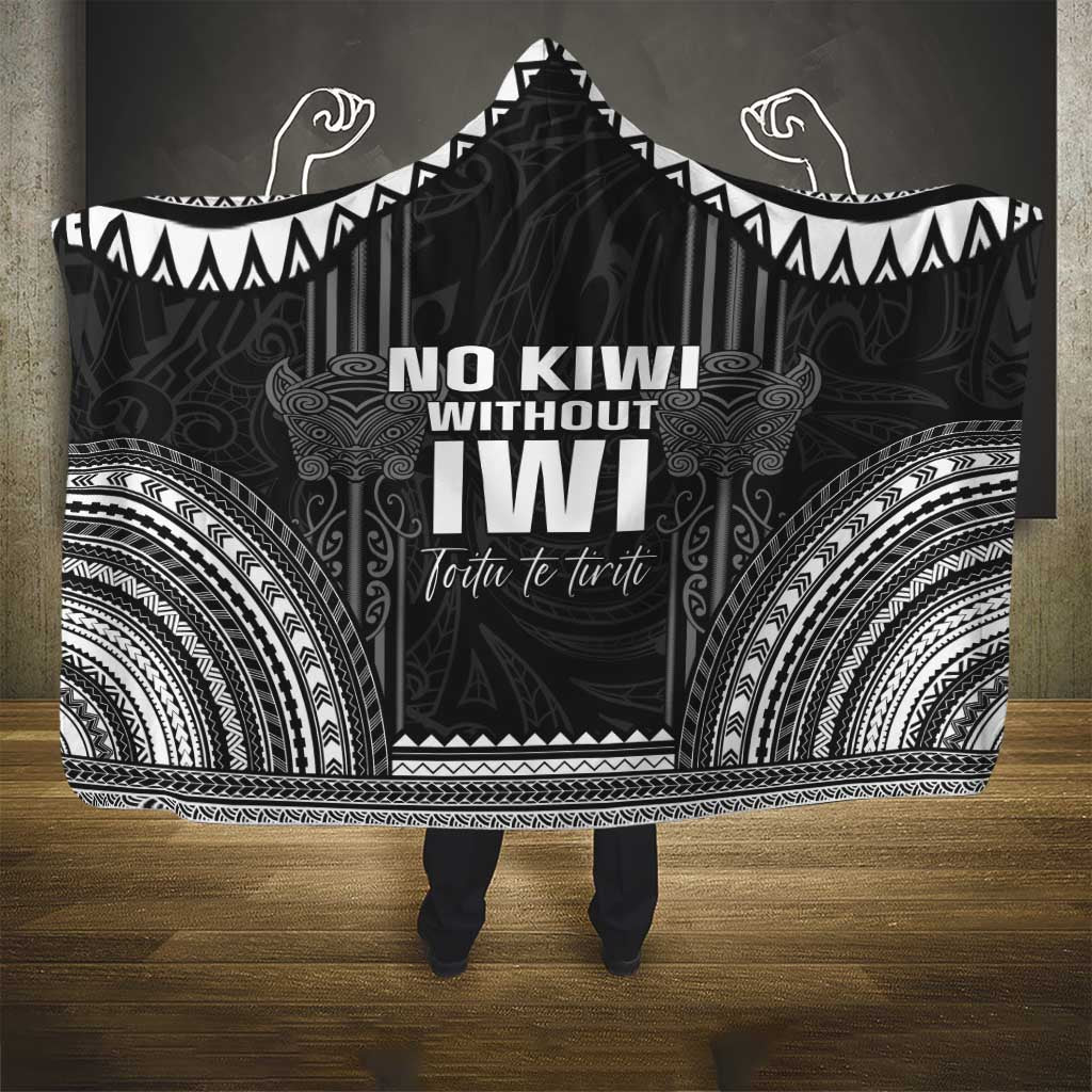 Aotearoa Toitu Te Tiriti Hooded Blanket No Kiwi Without Iwi LT05 - Polynesian Pride