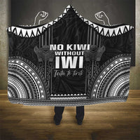 Aotearoa Toitu Te Tiriti Hooded Blanket No Kiwi Without Iwi LT05 - Polynesian Pride