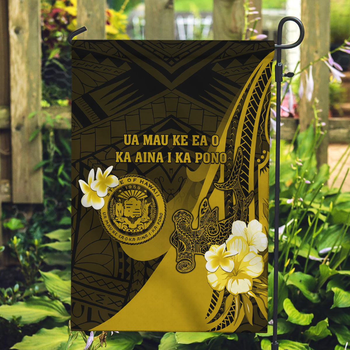 Hawaii State Motto Garden Flag Hawaiian Tribal Gold Hammerhead Shark LT05 Garden Flag Gold - Polynesian Pride