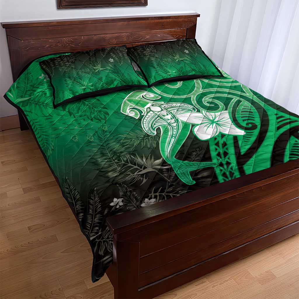 Polynesia Hammerhead Shark Quilt Bed Set Green Tribal Pattern With Plumeria - Polynesian Pride