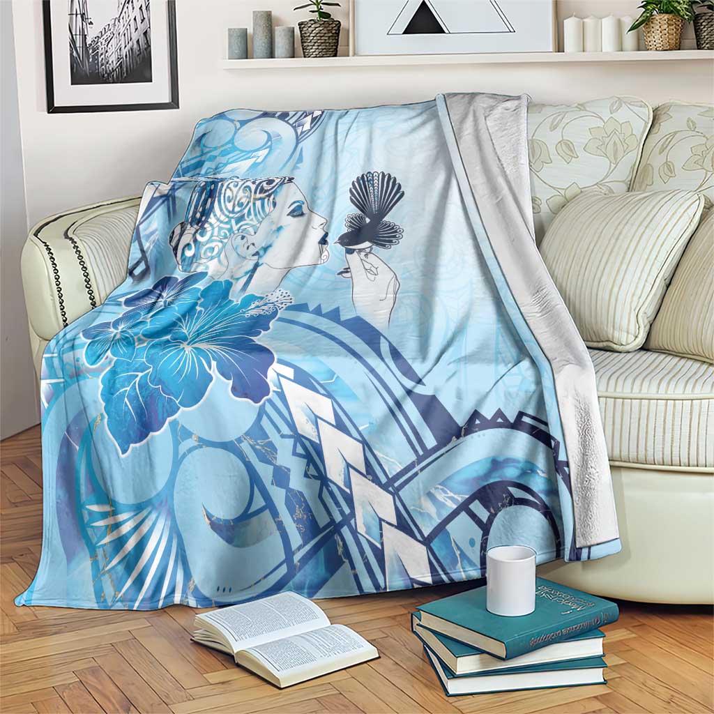 Aotearoa Maori Wahine Blanket Fantail Bird Blue Gold Marble LT05 Blue - Polynesian Pride