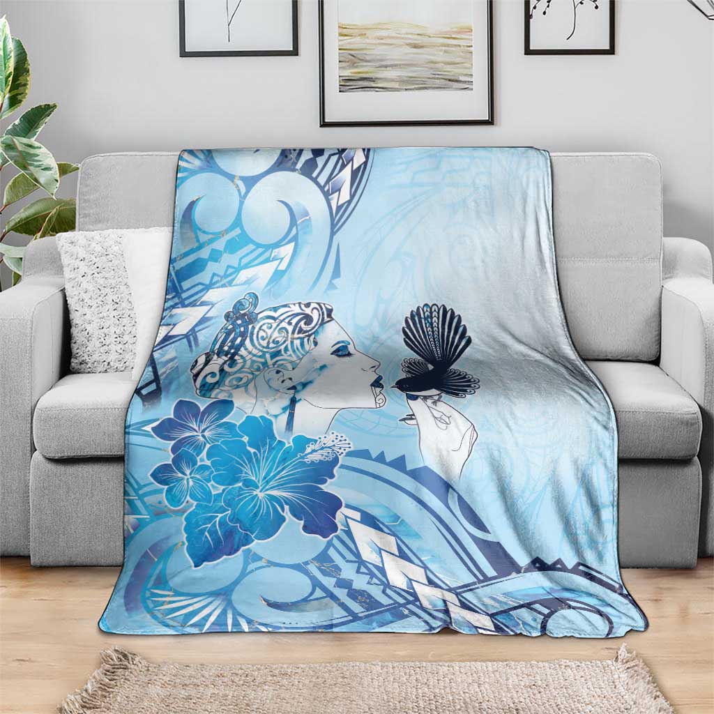 Aotearoa Maori Wahine Blanket Fantail Bird Blue Gold Marble LT05 - Polynesian Pride