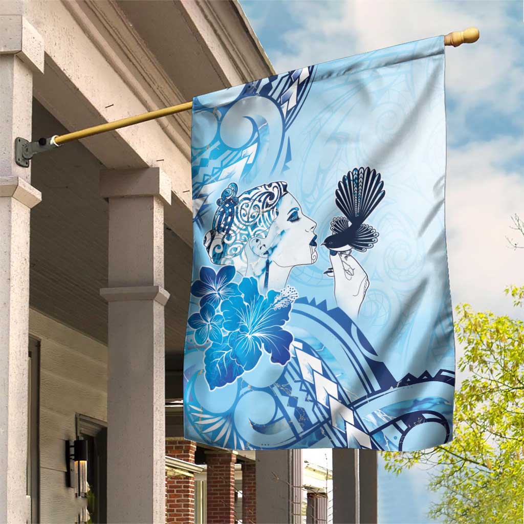 Aotearoa Maori Wahine Garden Flag Fantail Bird Blue Gold Marble LT05 House Flag Blue - Polynesian Pride