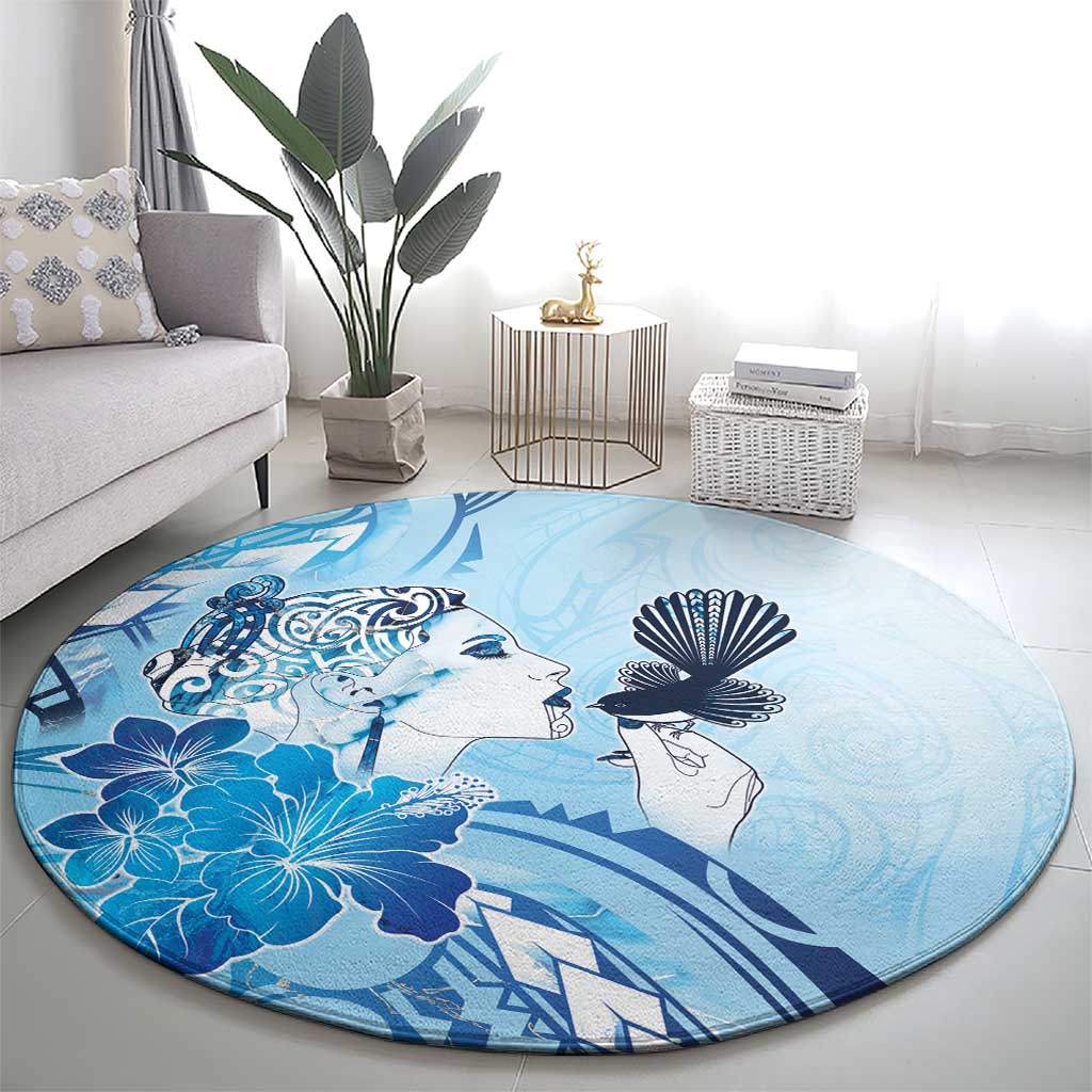 Aotearoa Maori Wahine Round Carpet Fantail Bird Blue Gold Marble