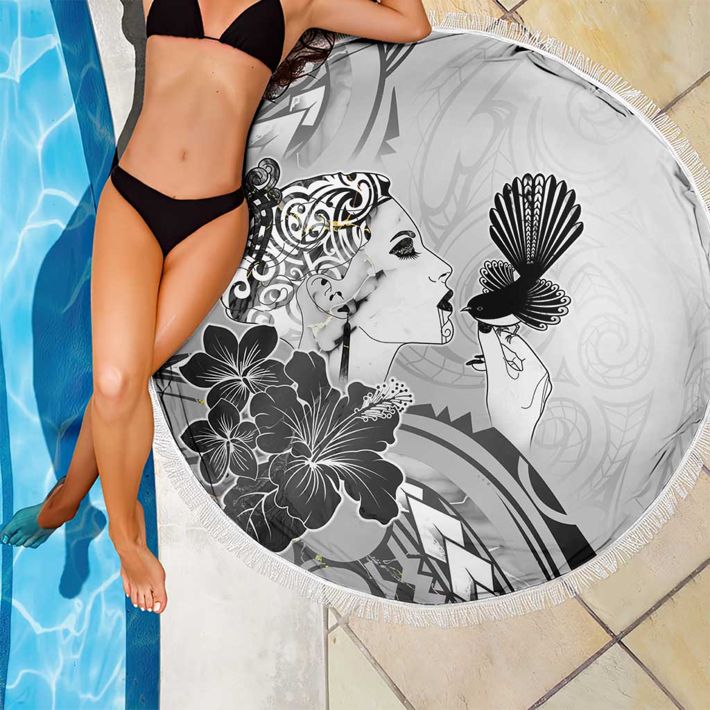 Aotearoa Maori Wahine Beach Blanket Fantail Bird Black Gold Marble LT05 - Polynesian Pride