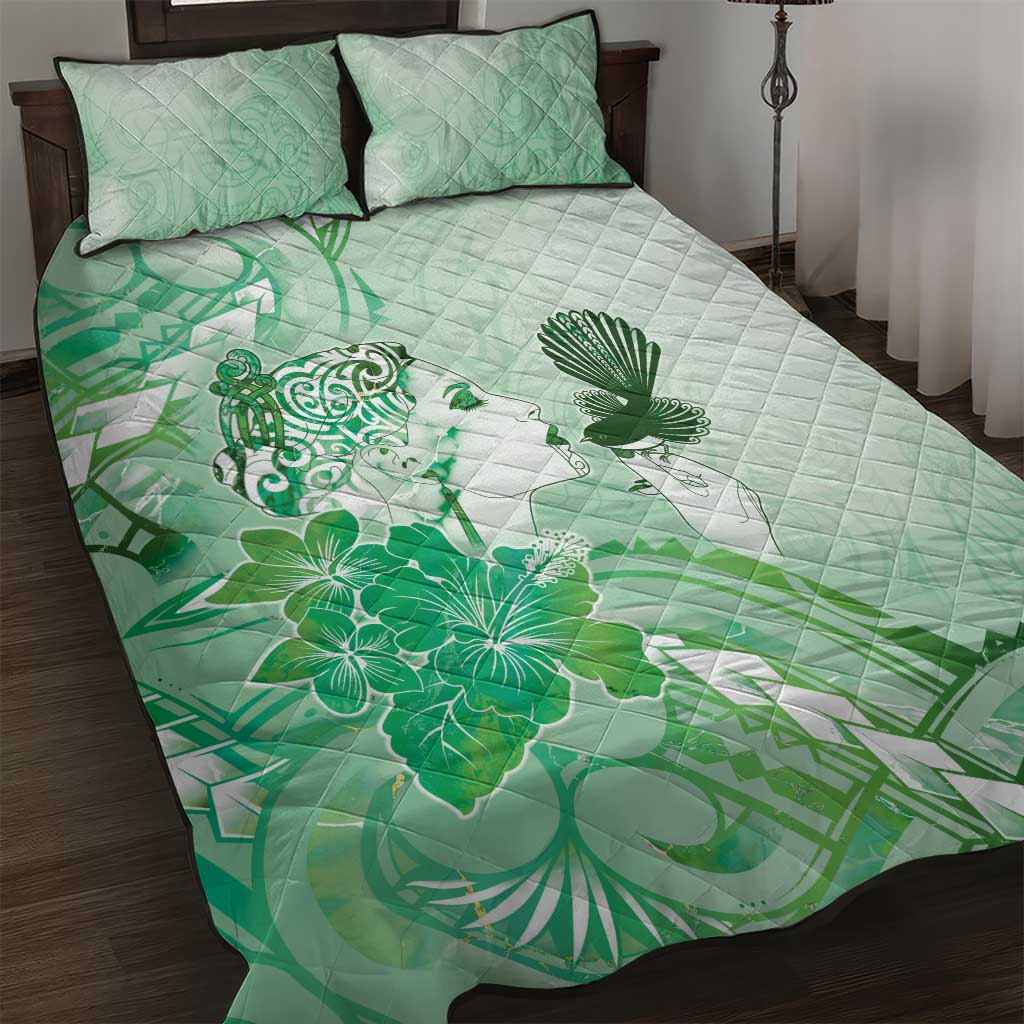 Aotearoa Maori Wahine Quilt Bed Set Fantail Bird Green Gold Marble LT05 Green - Polynesian Pride