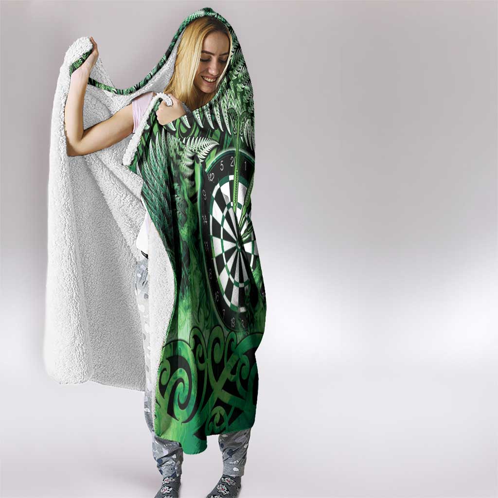 New Zealand Darts Hooded Blanket Maori Koru Dartboard Green Flame LT05 - Polynesian Pride