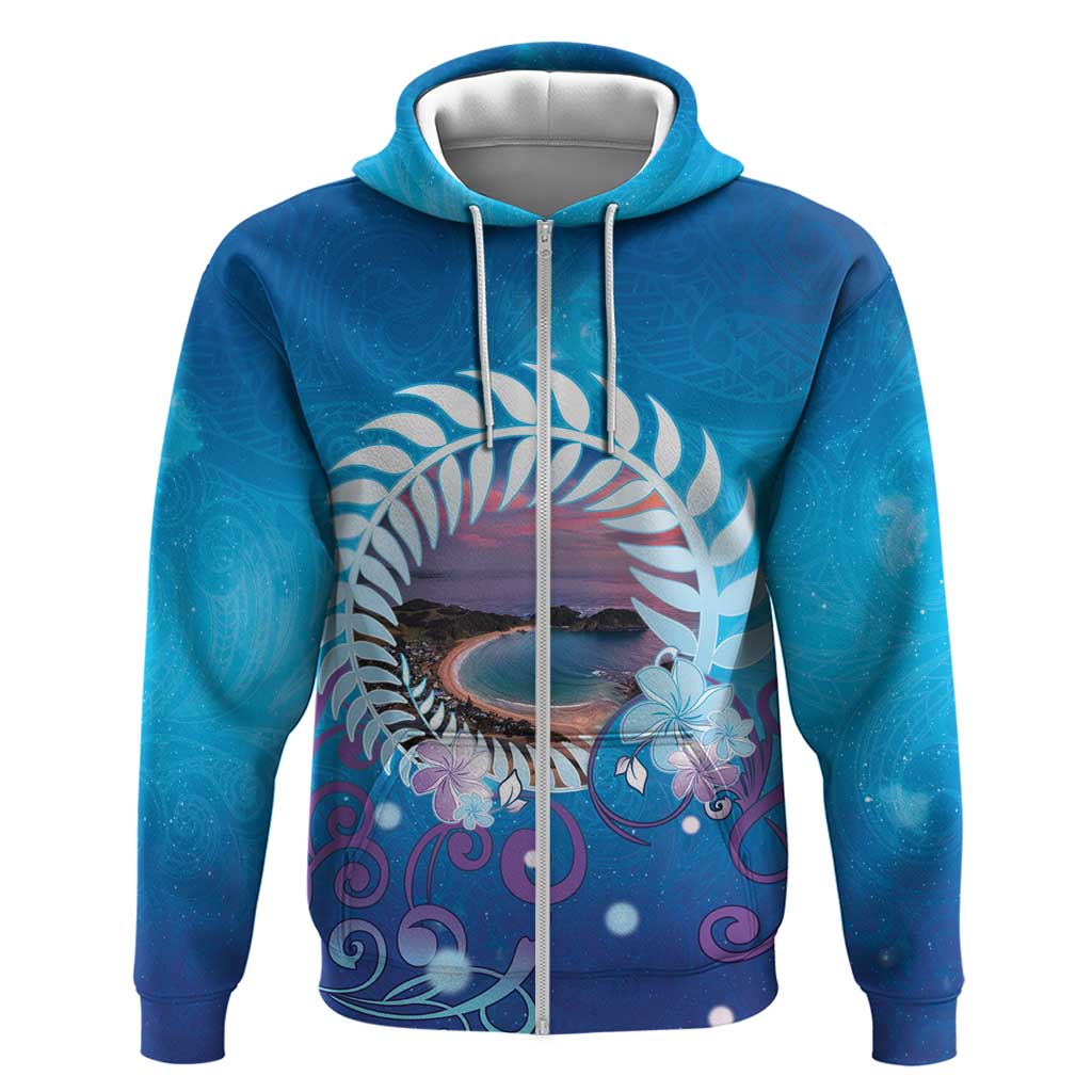 New Zealand Matapouri Beach Landscape Zip Hoodie