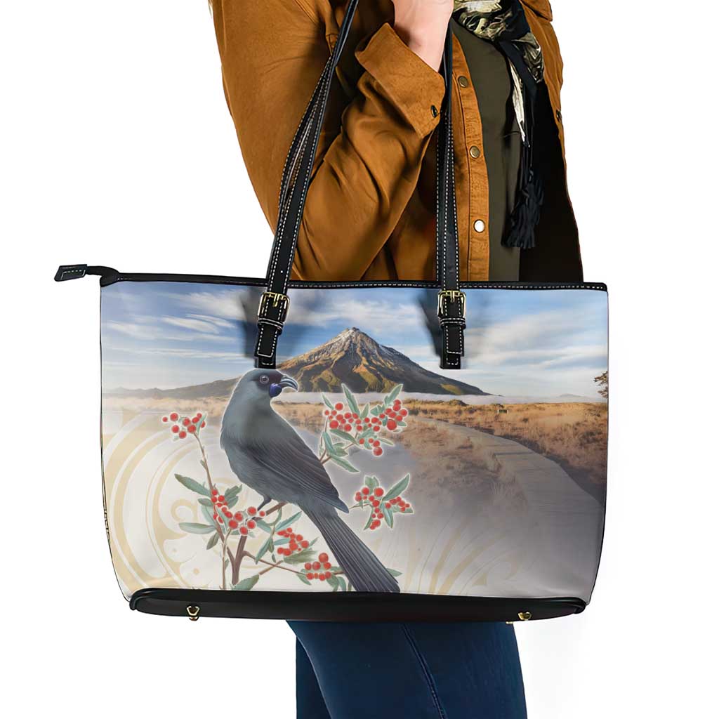 New Zealand Mount Taranaki Landscape Leather Tote Bag Kokako Bird Polynesian Style LT05 - Polynesian Pride