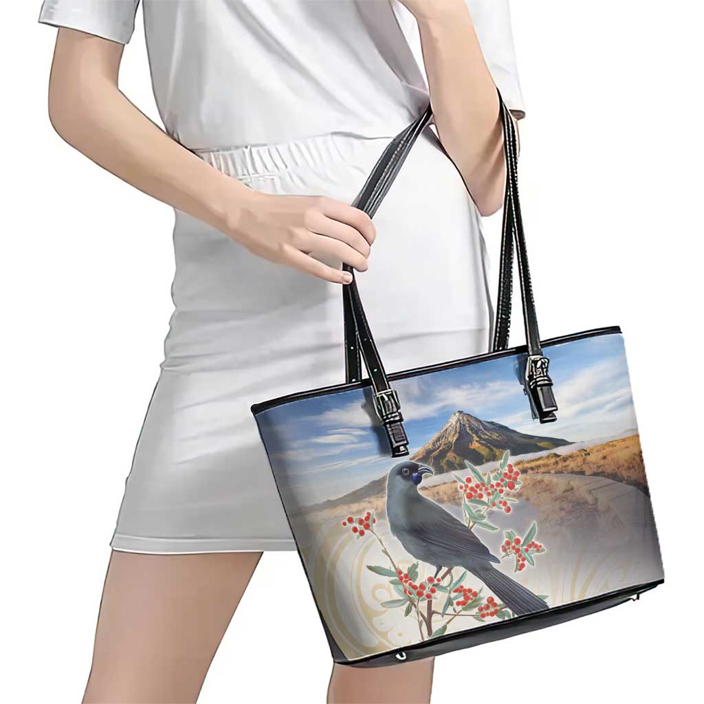 New Zealand Mount Taranaki Landscape Leather Tote Bag Kokako Bird Polynesian Style LT05 - Polynesian Pride
