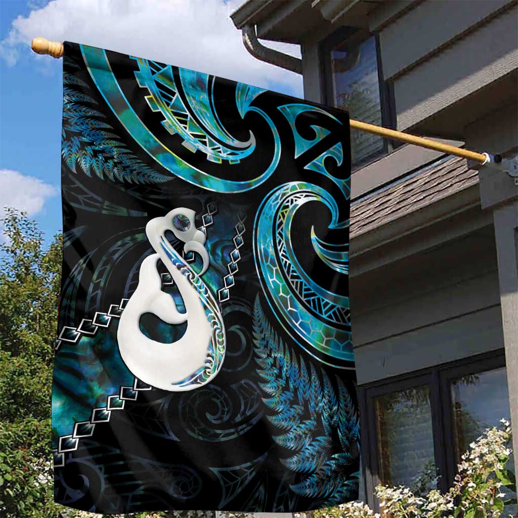 New Zealand Aotearoa Garden Flag Maori Manaia Paua Shell Glitter Turquoise LT05 - Polynesian Pride