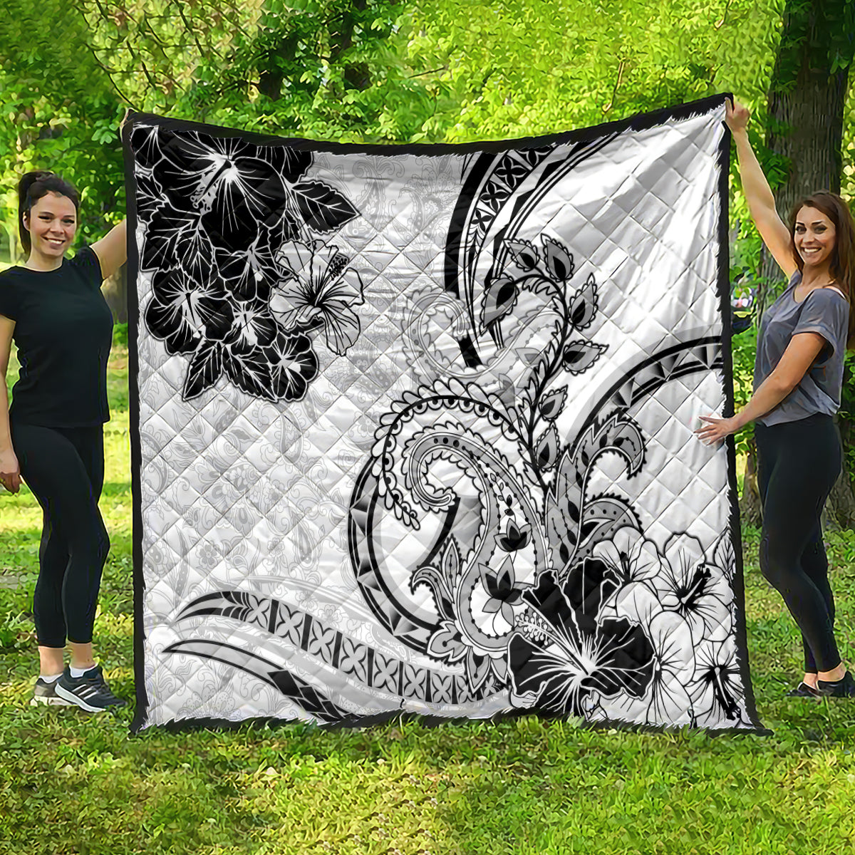 Polynesia Paisley Quilt Mix White Polynesian Pattern