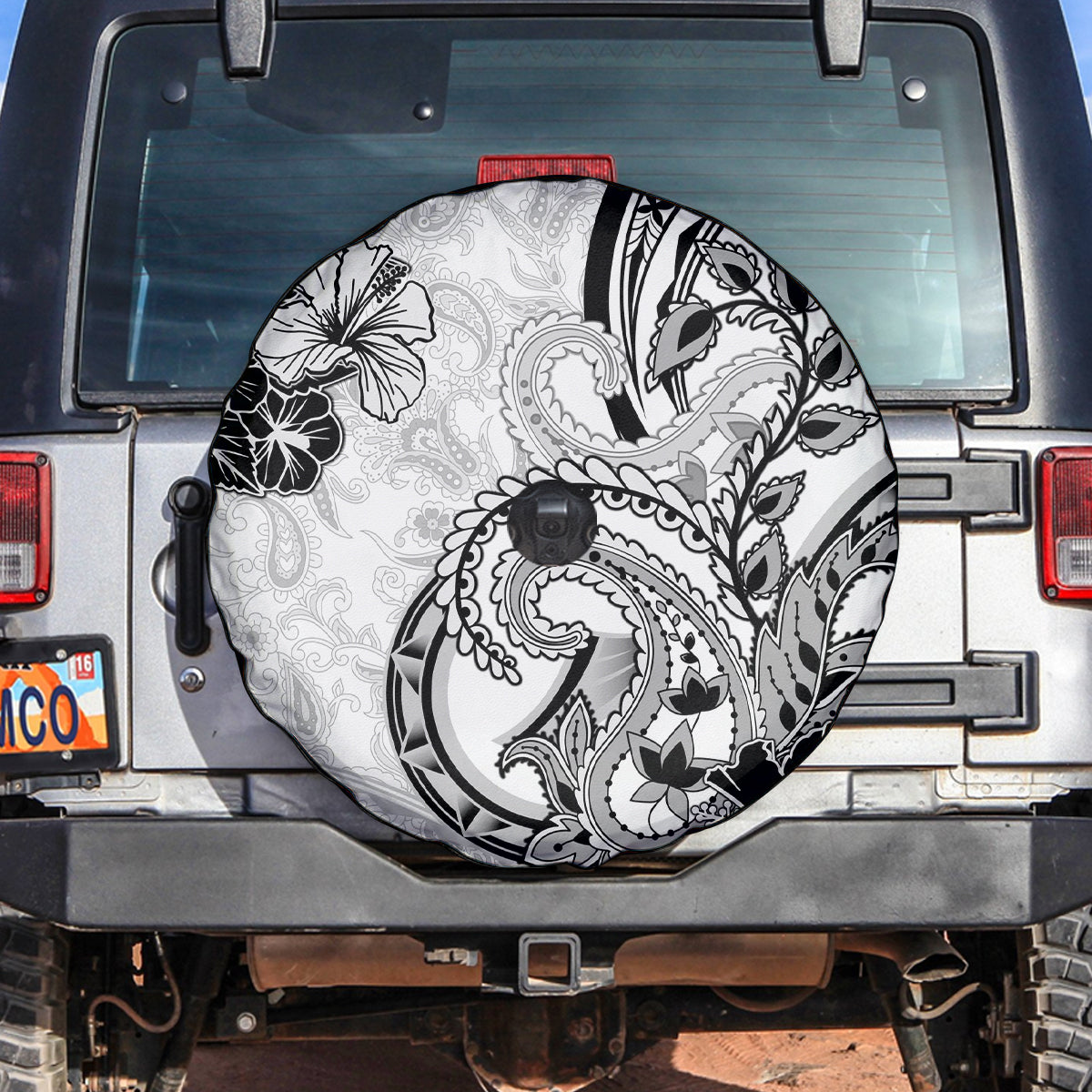 Polynesia Paisley Spare Tire Cover Mix White Polynesian Pattern