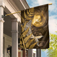 New Zealand Matariki Garden Flag Maori Koru With Humpback Whale Gold LT05 House Flag Gold - Polynesian Pride