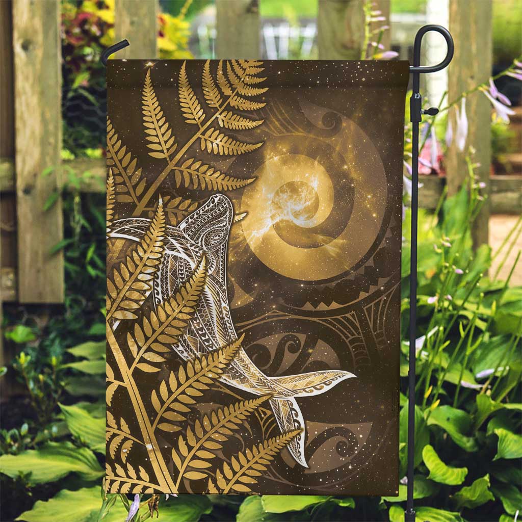 New Zealand Matariki Garden Flag Maori Koru With Humpback Whale Gold LT05 Garden Flag Gold - Polynesian Pride