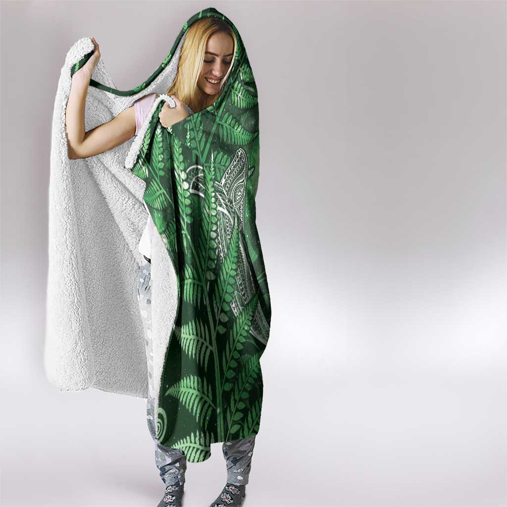 New Zealand Matariki Hooded Blanket Maori Koru With Humpback Whale Green LT05 - Polynesian Pride