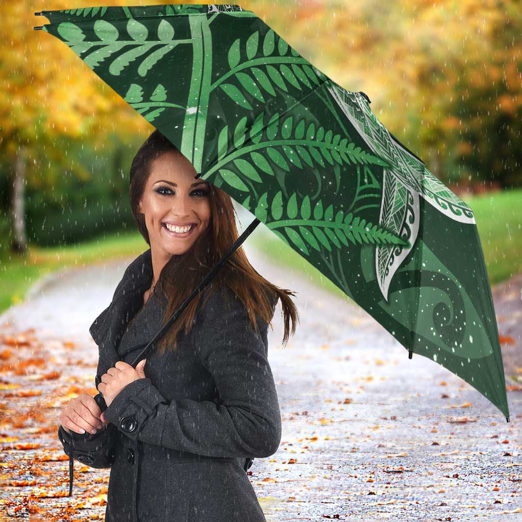 New Zealand Matariki Umbrella Maori Koru With Humpback Whale Green LT05 - Polynesian Pride