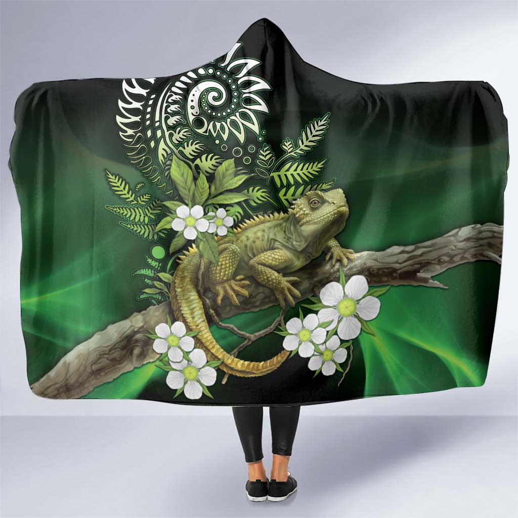 Aotearoa New Zealand Tuatara Hooded Blanket Maori Koru Art LT05 One Size Green - Polynesian Pride