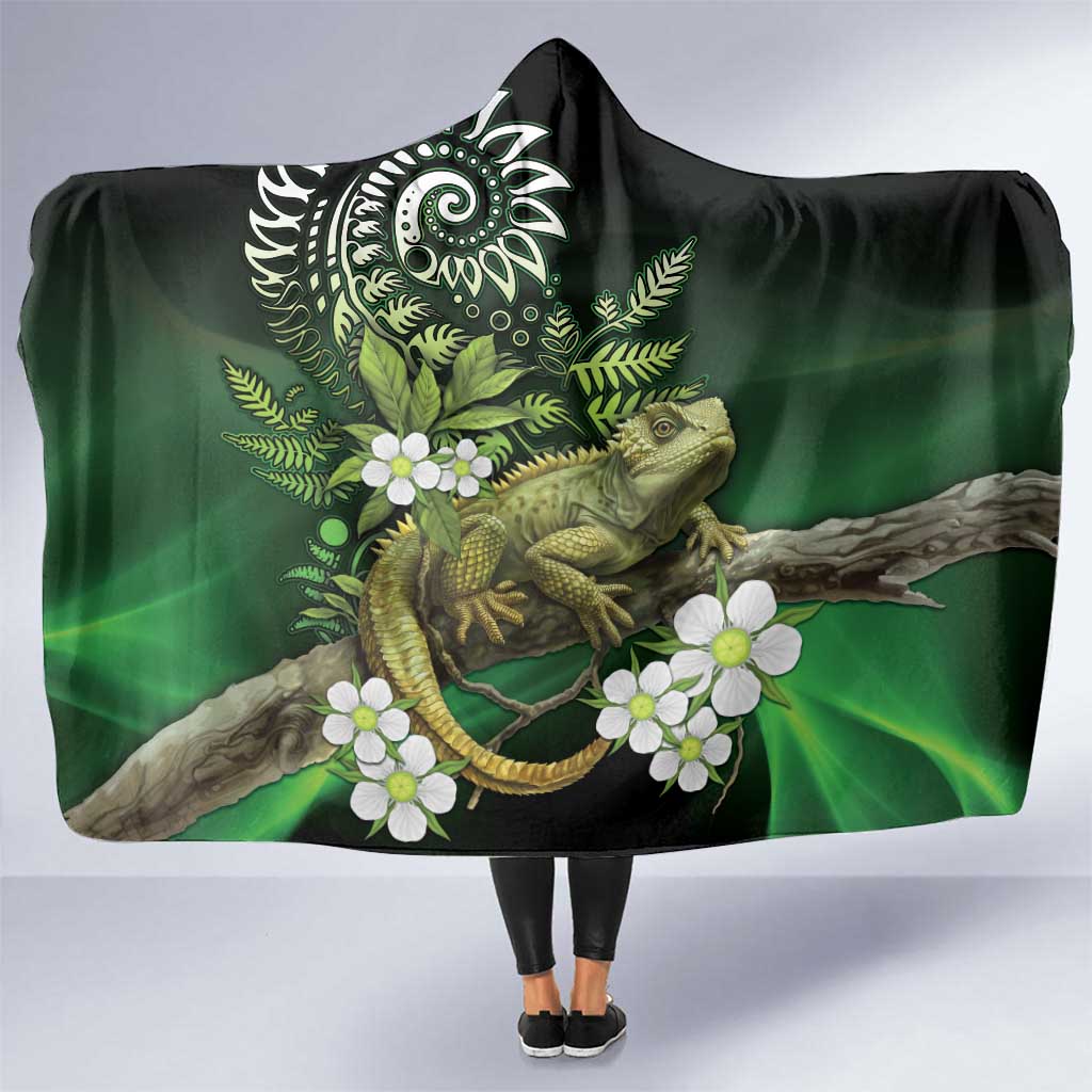 Aotearoa New Zealand Tuatara Hooded Blanket Maori Koru Art