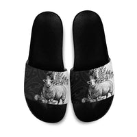 New Zealand Aotearoa Hipi Slide Sandals Maori Pattern LT05 Black - Polynesian Pride