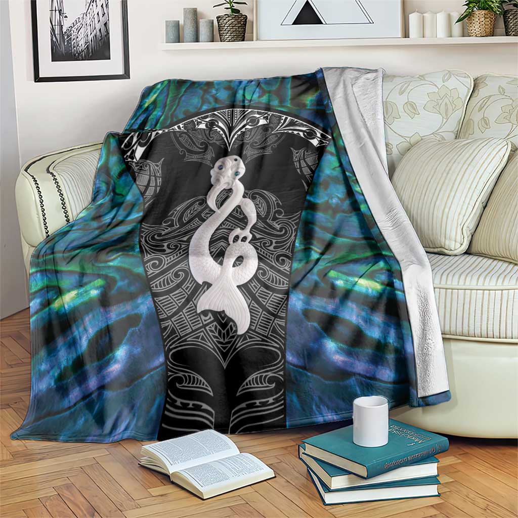 New Zealand Aotearoa Blanket Maori Taniwha Paua Shell LT05 Black - Polynesian Pride
