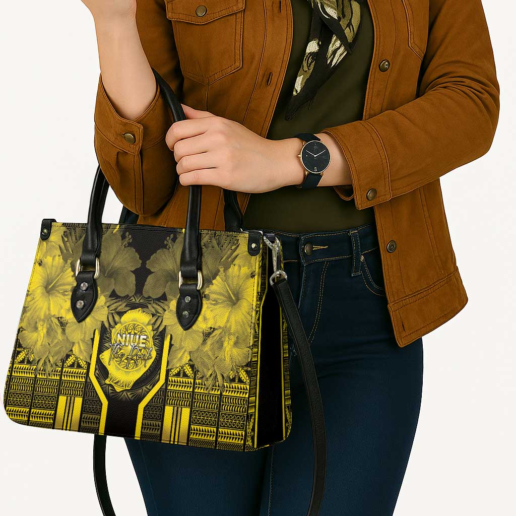 Niue The Rock Leather Bag The Island Of The Uga - Polynesian Pride
