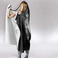 New Zealand Matariki Hooded Blanket Maori Moko Black Galaxy LT05 - Polynesian Pride