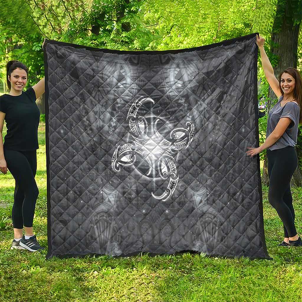 New Zealand Matariki Ururangi Quilt Maori Moko Grey Galaxy