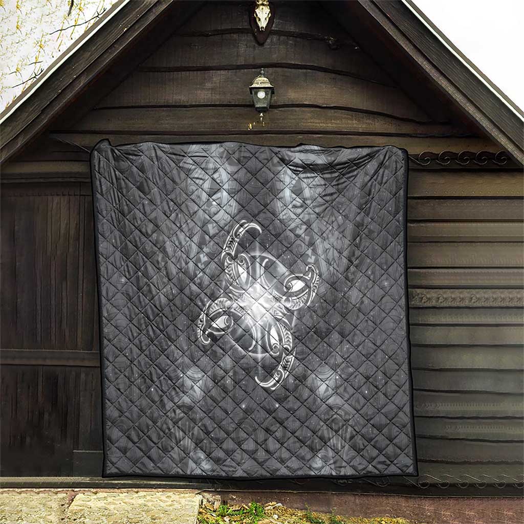 New Zealand Matariki Ururangi Quilt Maori Moko Grey Galaxy