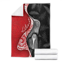 New Zealand Aotearoa Blanket Kiwi Fern Maori Pattern Red Version