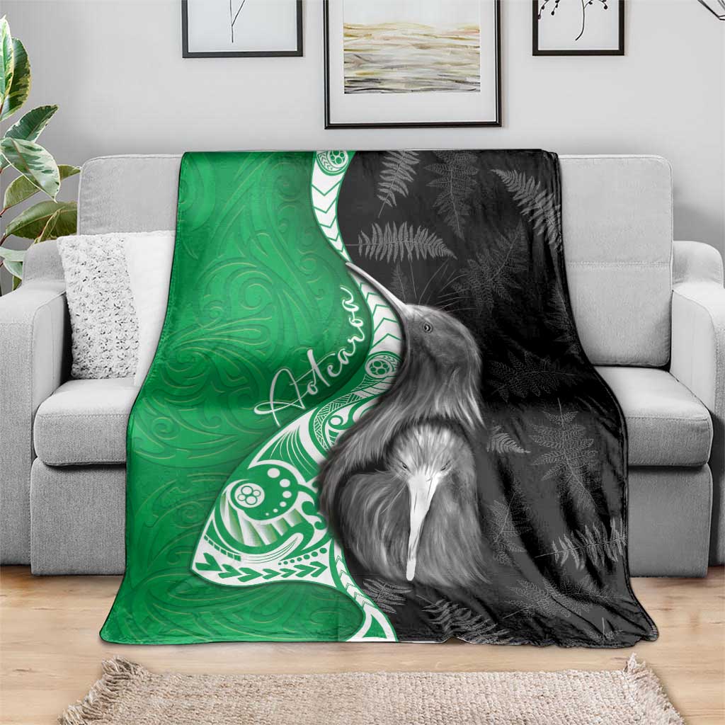 New Zealand Aotearoa Blanket Kiwi Fern Maori Pattern Green Version