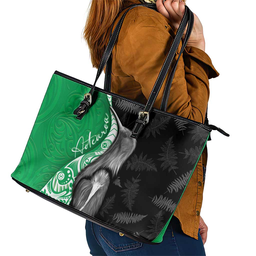 New Zealand Aotearoa Leather Tote Bag Kiwi Fern Maori Pattern Green Version