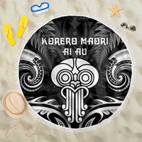 New Zealand Te Reo Maori Beach Blanket Korero Maori Ai Au LT05 One Size 150cm Black - Polynesian Pride