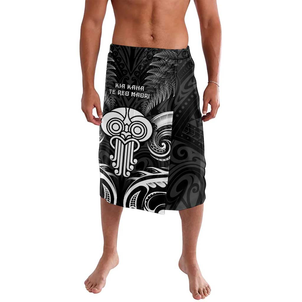 New Zealand Te Reo Maori Lavalava Korero Maori Ai Au LT05 Black - Polynesian Pride