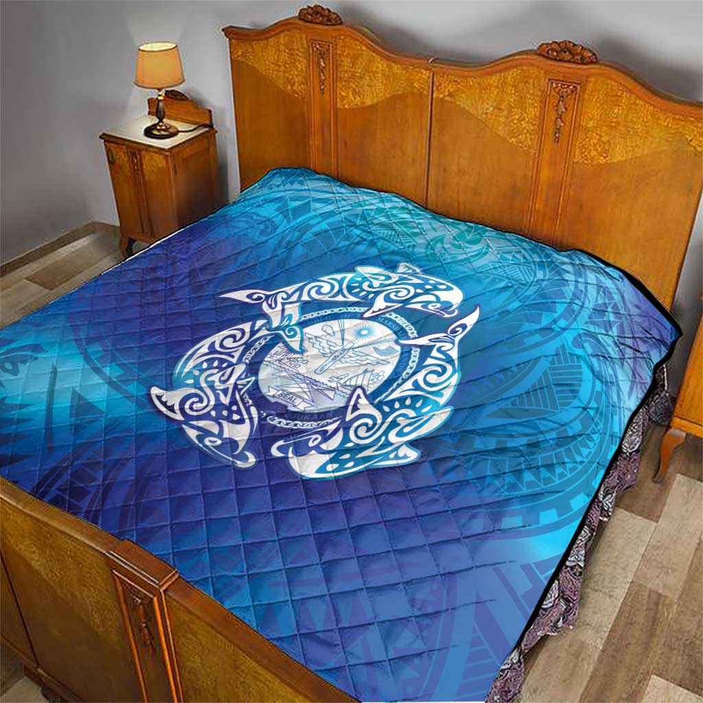 Marshall Islands Manit Day Quilt Tribal Dolphin With Marshall Seal - Polynesian Pride