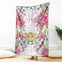 Hawaii Palaka Blanket White Tribal Pattern With Tropical Flowers - Polynesian Pride