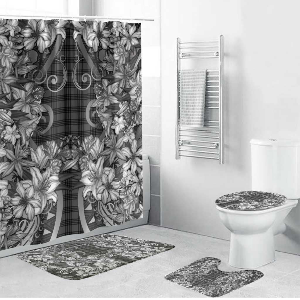 Hawaii Palaka Bathroom Set Black Tribal Pattern With Tropical Flowers - Polynesian Pride