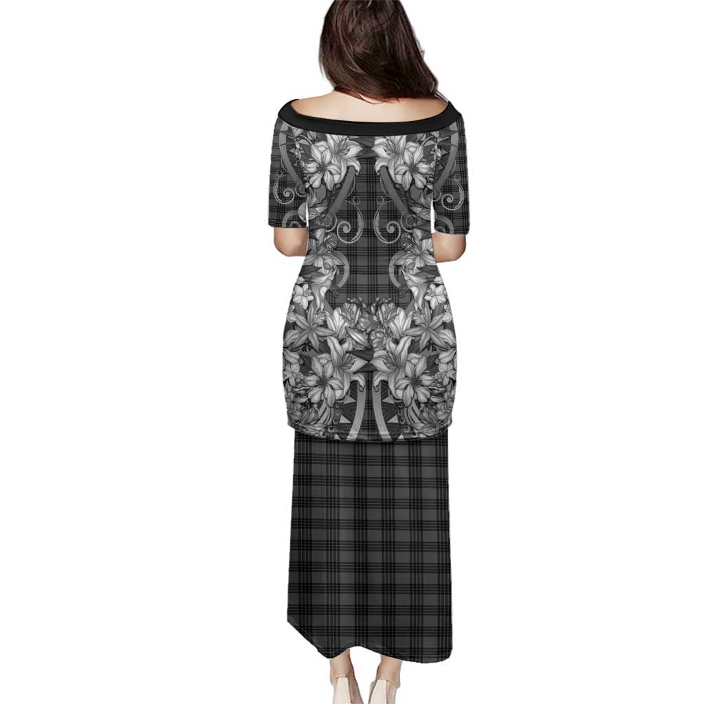 Hawaii Palaka Family Matching Puletasi and Hawaiian Shirt Black Tribal Pattern With Tropical Flowers - Polynesian Pride