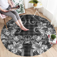 Hawaii Palaka Round Carpet Black Tribal Pattern With Tropical Flowers - Polynesian Pride