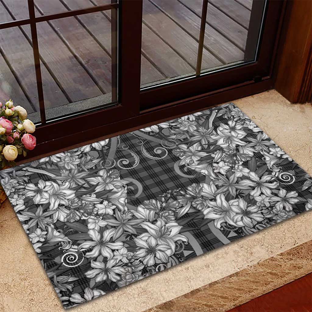 Hawaii Palaka Rubber Doormat Black Tribal Pattern With Tropical Flowers LT05 - Polynesian Pride