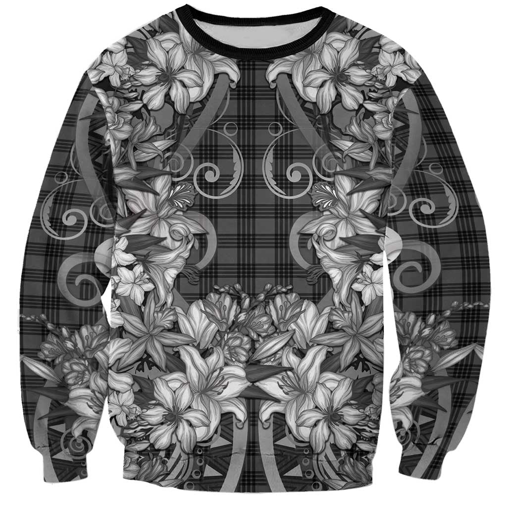 Hawaii Palaka Sweatshirt Black Tribal Pattern With Tropical Flowers LT05 Unisex Black - Polynesian Pride