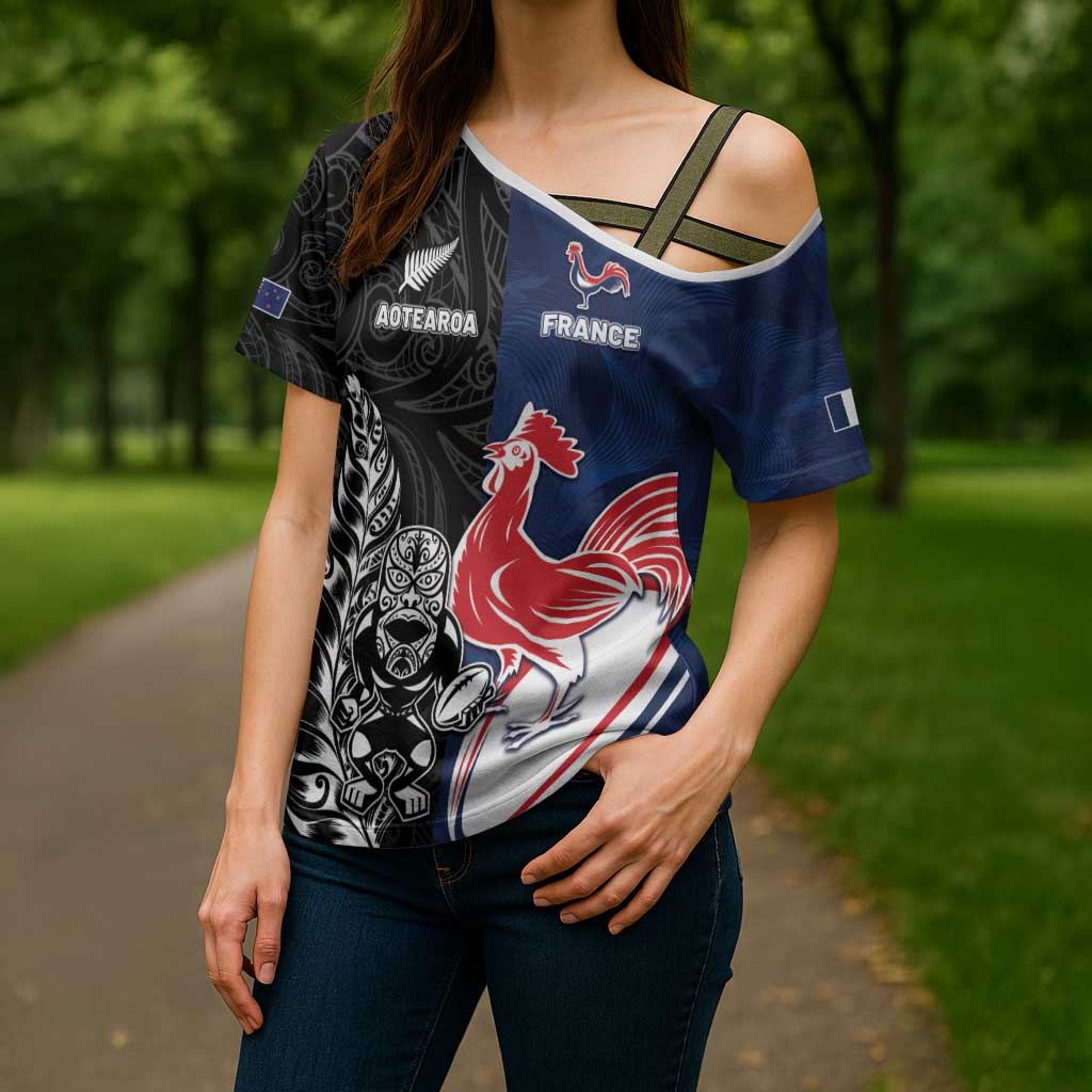 France And New Zealand Rugby Custom Cross Shoulder Shirt Les Bleus Rooster With Maori Tiki - Polynesian Pride