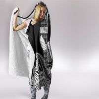 Hawaii Maui Upena Kiloi Hooded Blanket Kakau Tribal Pattern Black Version LT05 - Polynesian Pride