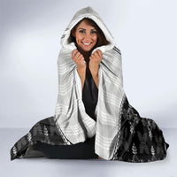 Black Hawaii Paniolo Quilt Motif Hooded Blanket LT05 - Polynesian Pride