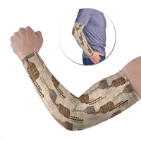 Aloha Hawaii Vintage Kahili Pa'a Lima Arm Sleeves Palaka Print Cozy Beige
