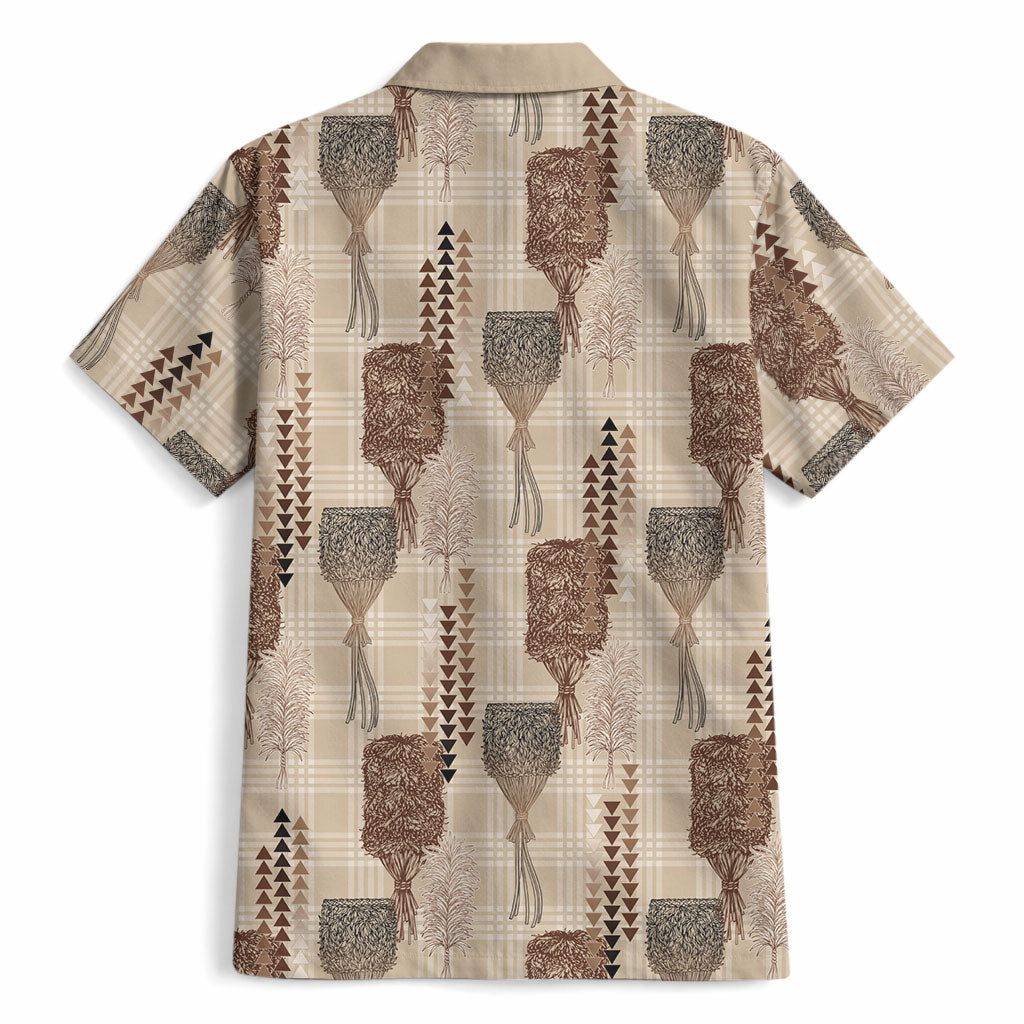 Aloha Hawaii Vintage Kahili Pa'a Lima Hawaiian Shirt Palaka Print Cozy Beige