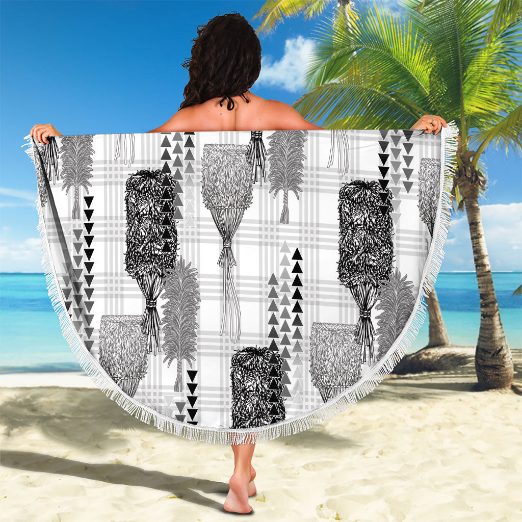 Aloha Hawaii Vintage Kahili Pa'a Lima Beach Blanket Palaka Print Hinahina
