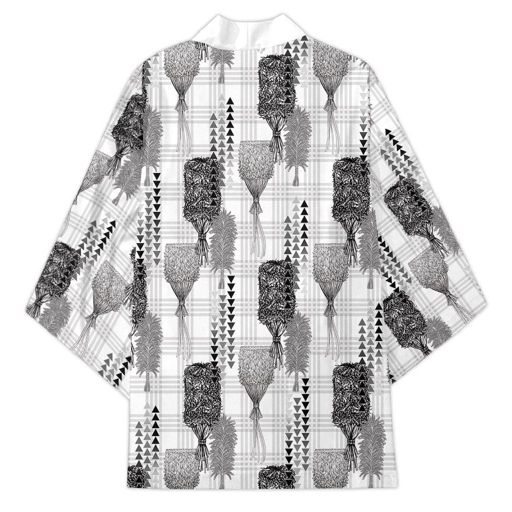 Aloha Hawaii Vintage Kahili Pa'a Lima Kimono Palaka Print Hinahina